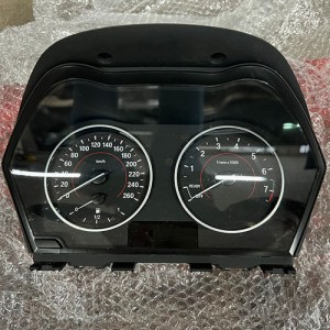 Tellerklok BMW